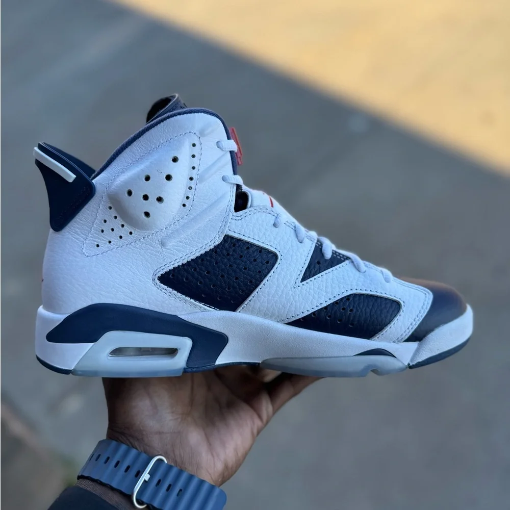 SOLD!! Jordan 6 Retro Olympic (2024) - Picture 3 of 6